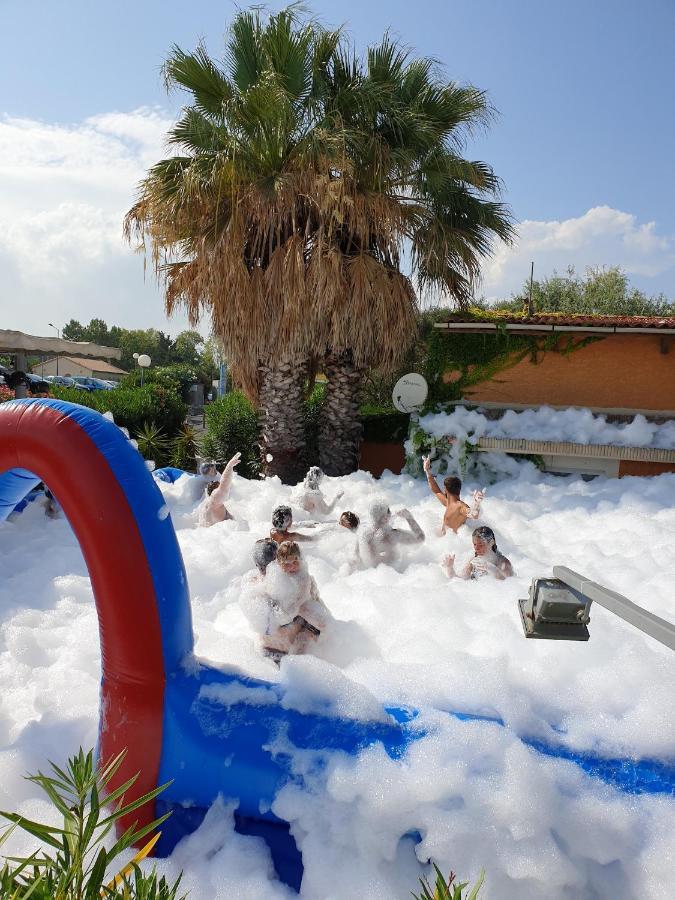 Bungalow Charmant A Saint-Cyprien + Piscine Partagee Villa Eksteriør bilde